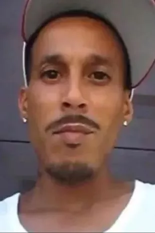 凶手将男友塞进行李箱,无视他的呼救,被判终身监禁