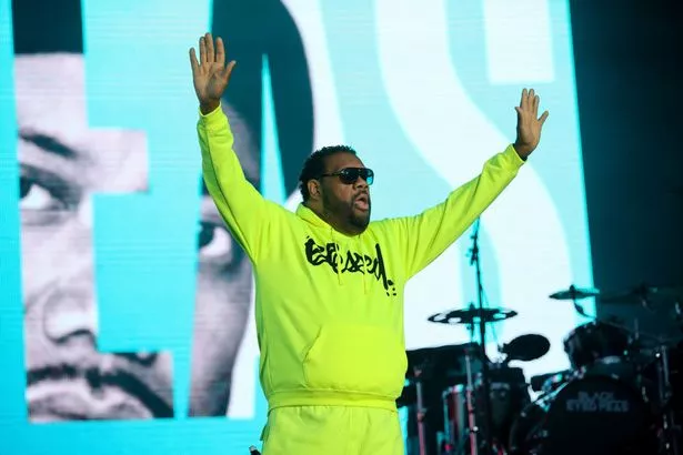 说唱歌手Fatman Scoop在舞台表演中去世,享年56岁